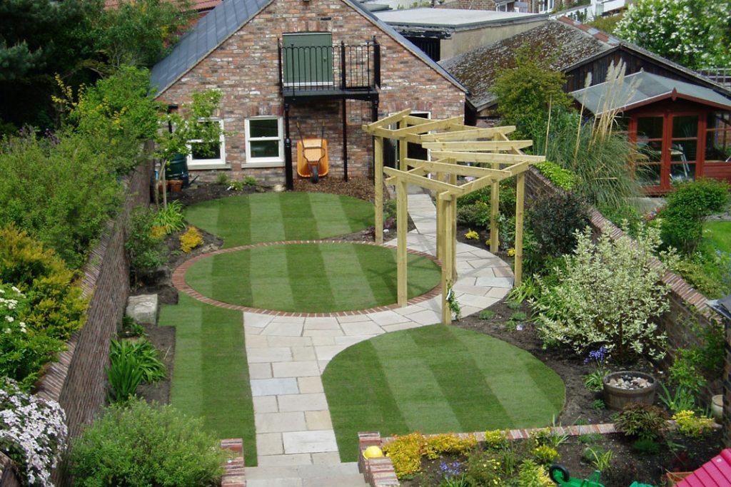 7 Tips To Make Your Garden Look Magnificent, How To Make Your Garden Look Nice Without Money